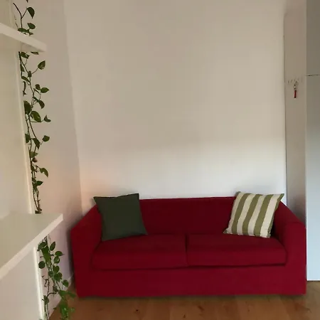 Casa De Rosas 3*